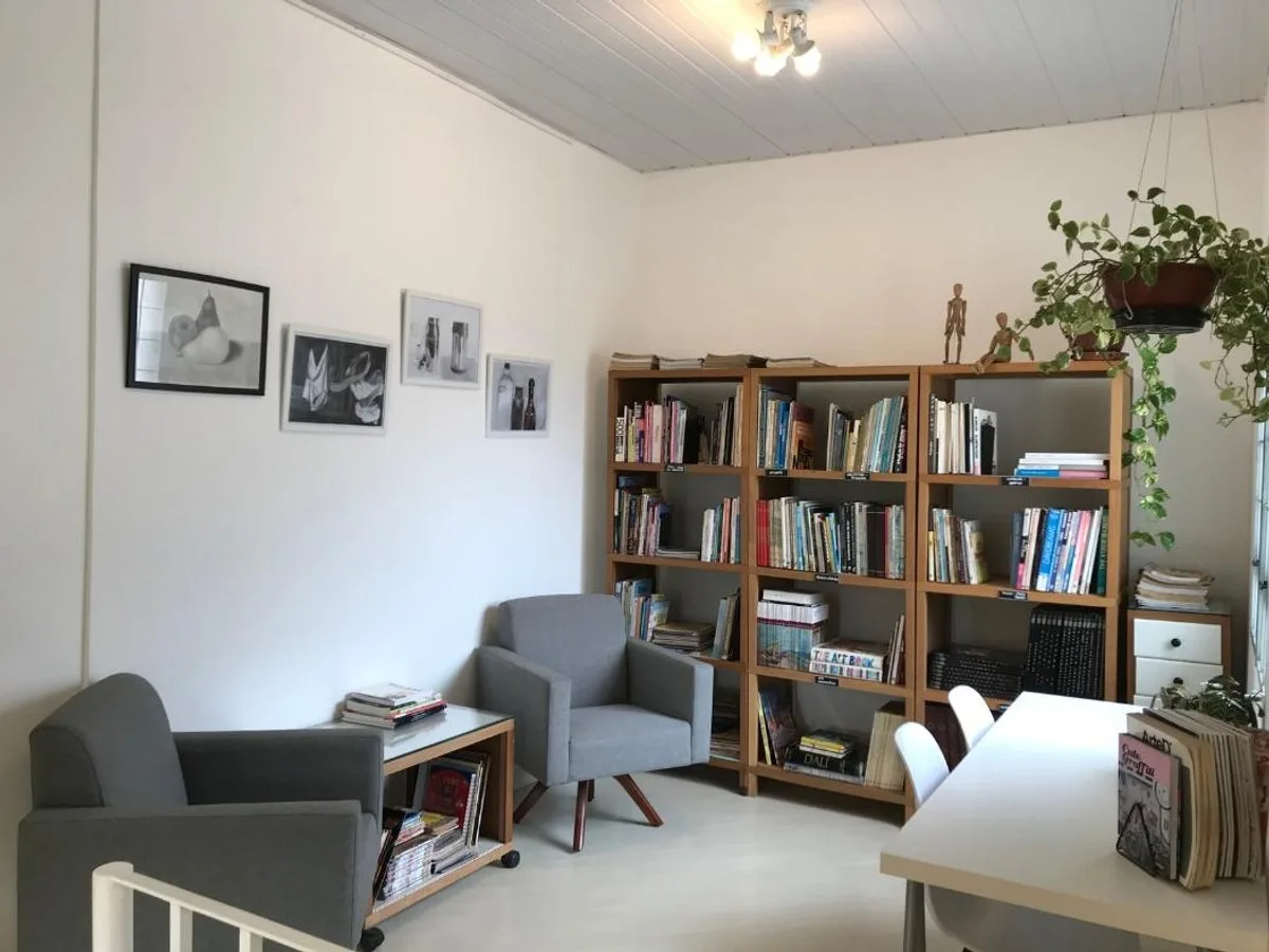 Biblioteca de arte da escola