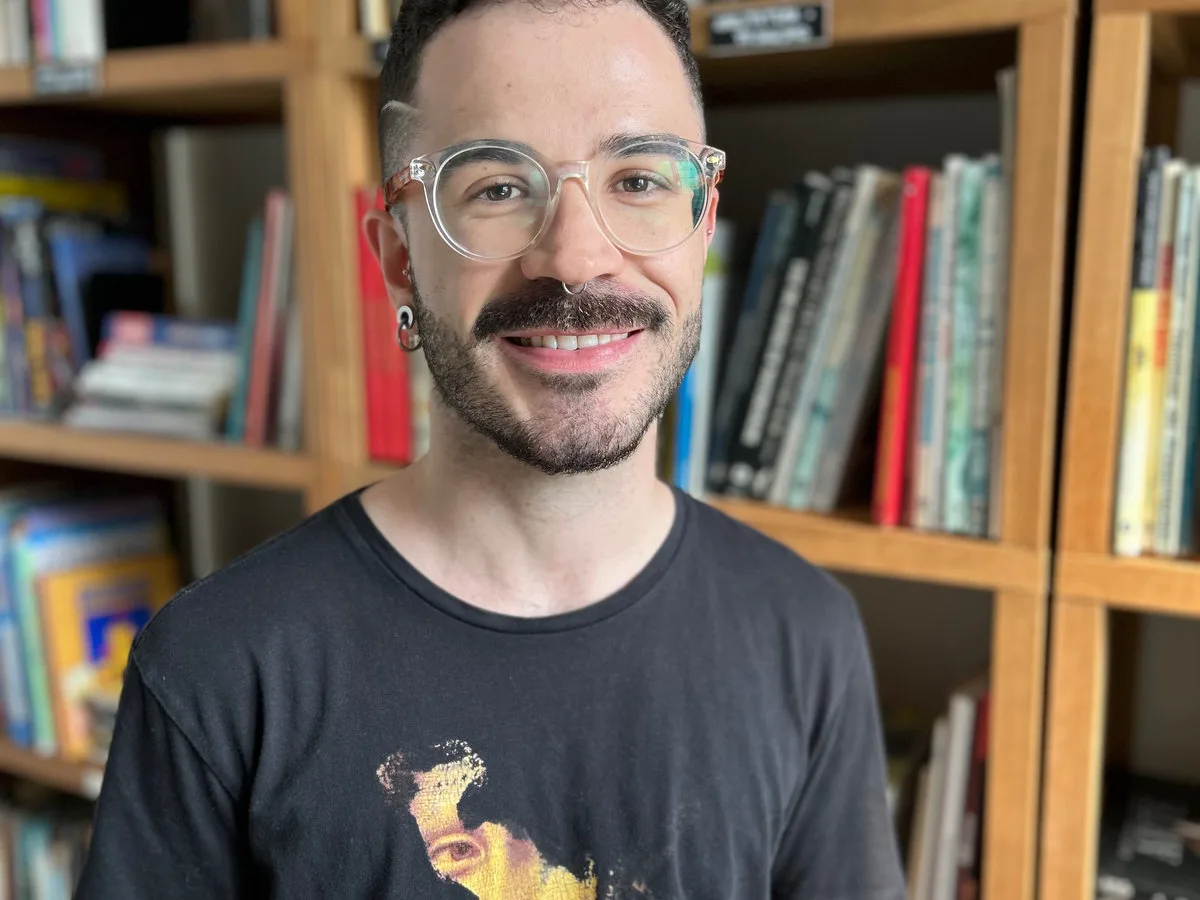 Rafael Mesquita, artista visual e professor da Desenhe